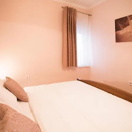 Apartmán Paradise *
