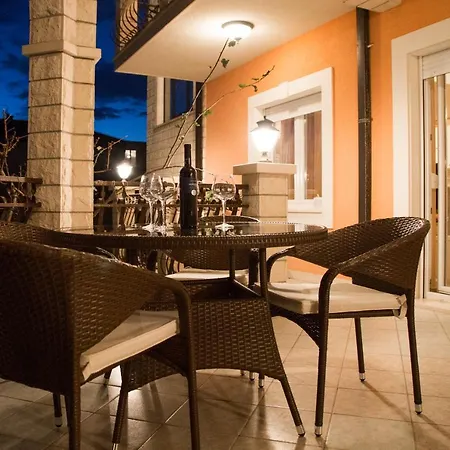 Paradise Apartmán Kaštela