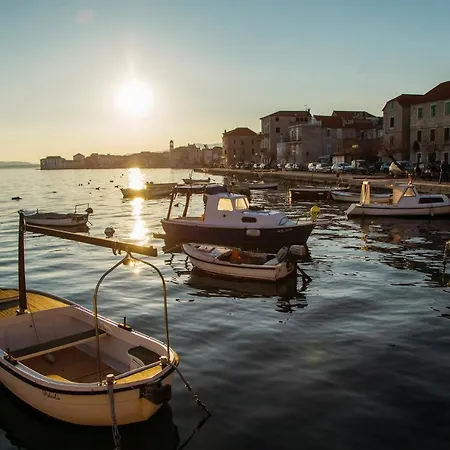 Paradise Kastela